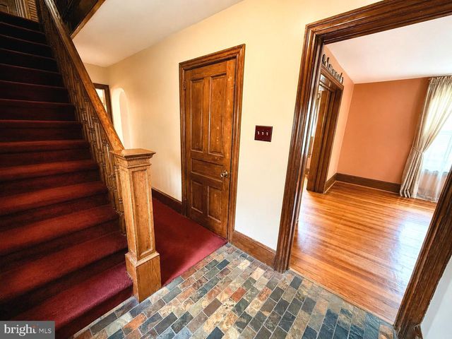 513--15 CINNAMINSON ST, Riverton, NJ 08077