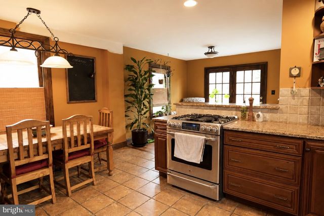 513--15 CINNAMINSON ST, Riverton, NJ 08077