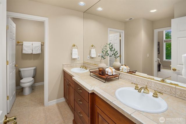 24838 NE 20th Street, Sammamish, WA 98074