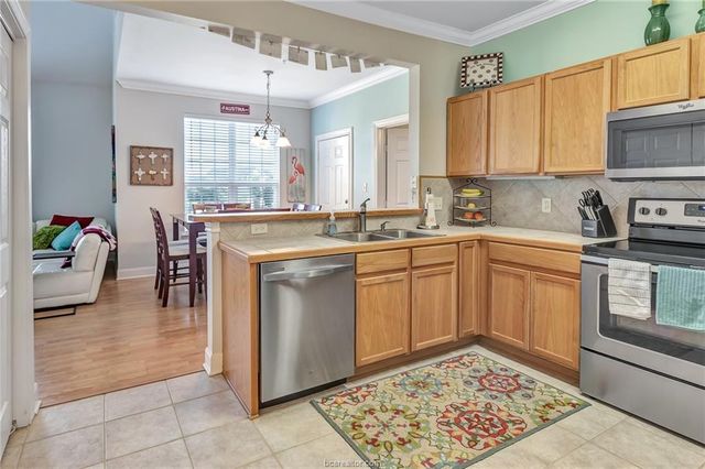 801 Luther Street W 1401, College Station, TX 77840