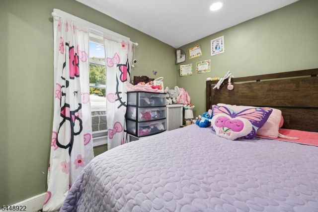 26 Liberty St, Dover Town, NJ 07801