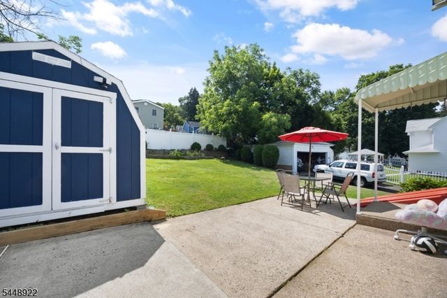 26 Liberty St, Dover Town, NJ 07801