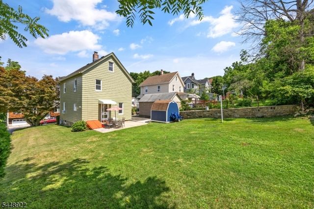 26 Liberty St, Dover Town, NJ 07801