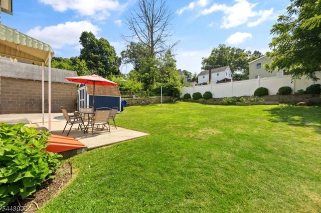 26 Liberty St, Dover Town, NJ 07801