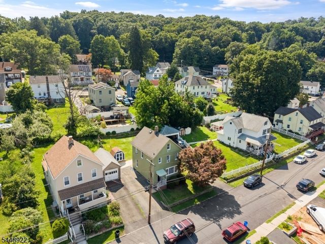 26 Liberty St, Dover Town, NJ 07801