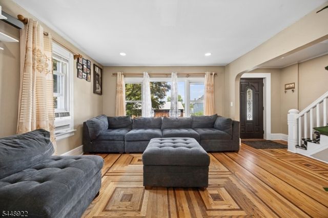 26 Liberty St, Dover Town, NJ 07801