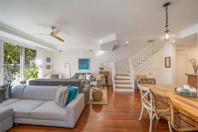 2656 NE 30th Pl, Fort Lauderdale, FL 33306