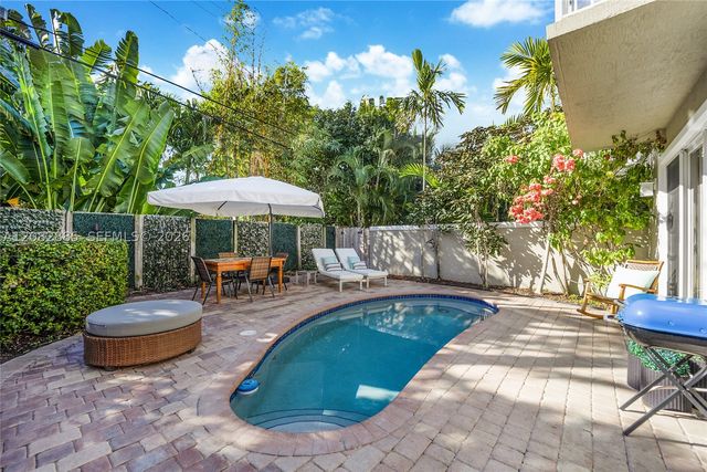2656 NE 30th Pl, Fort Lauderdale, FL 33306