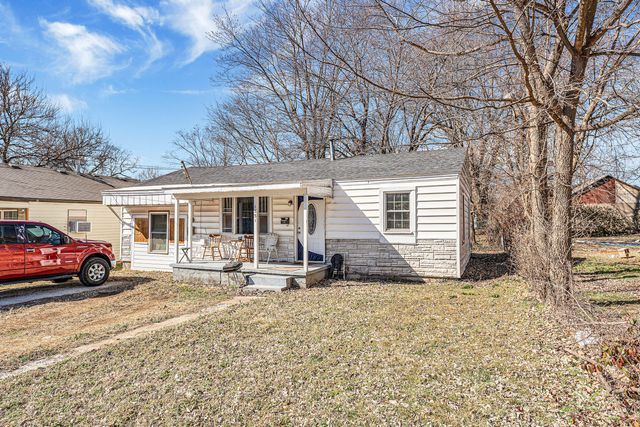 1331 N West Avenue, Springfield, MO 65802