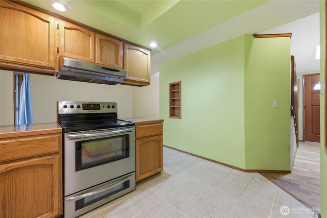 2413 28th Avenue SE, Olympia, WA 98501