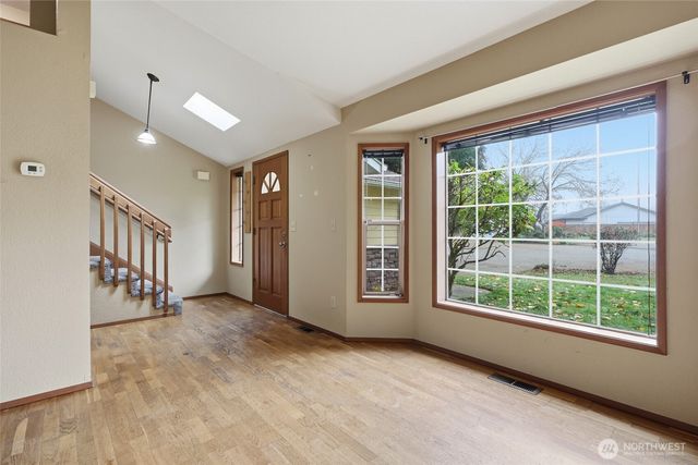 2413 28th Avenue SE, Olympia, WA 98501