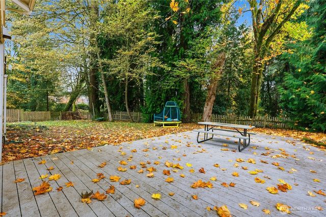 2413 28th Avenue SE, Olympia, WA 98501