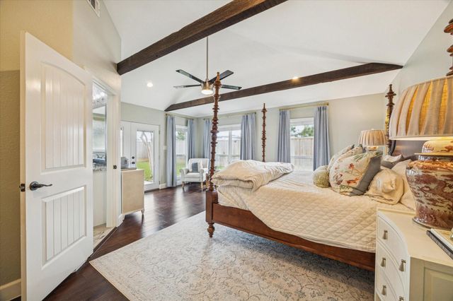 9829 Pine Lake Drive, Houston, TX 77055