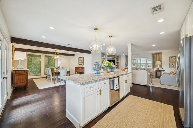 9829 Pine Lake Drive, Houston, TX 77055