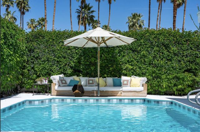 1502 E Sierra Way, Palm Springs, CA 92264