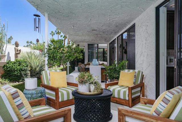 1502 E Sierra Way, Palm Springs, CA 92264