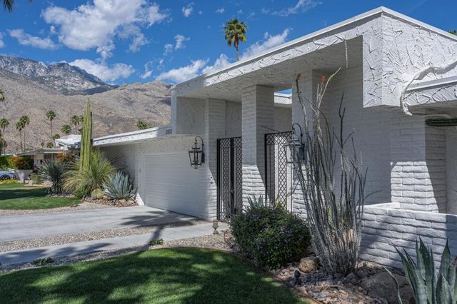 1502 E Sierra Way, Palm Springs, CA 92264
