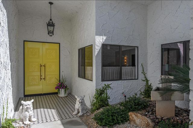 1502 E Sierra Way, Palm Springs, CA 92264