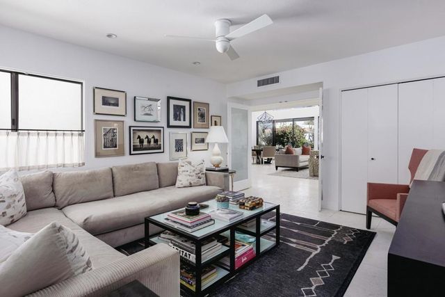 1502 E Sierra Way, Palm Springs, CA 92264