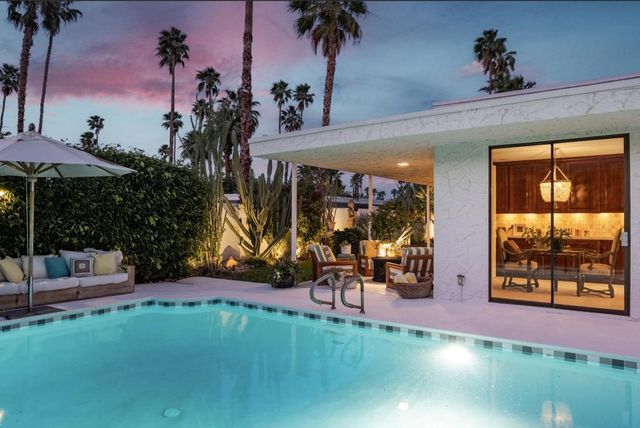 1502 E Sierra Way, Palm Springs, CA 92264