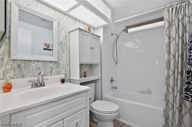 125 Kim DR 125, Naples, FL 34104