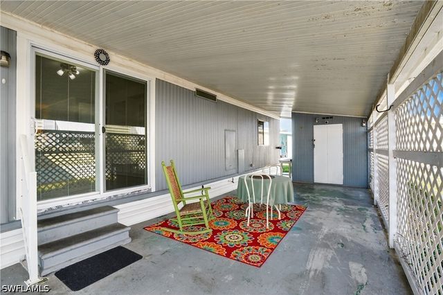 125 Kim DR 125, Naples, FL 34104