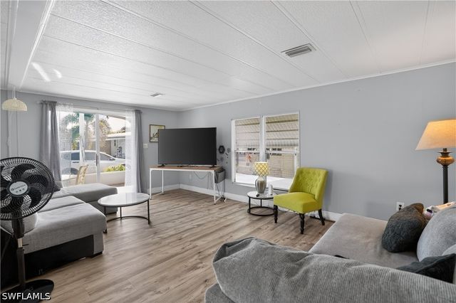 125 Kim DR 125, Naples, FL 34104