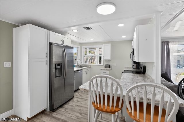 125 Kim DR 125, Naples, FL 34104