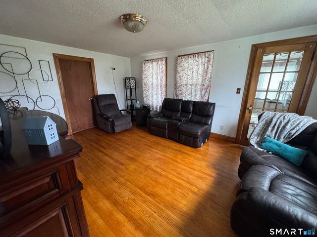 111 Osgood Avenue, New Britain, CT 06053