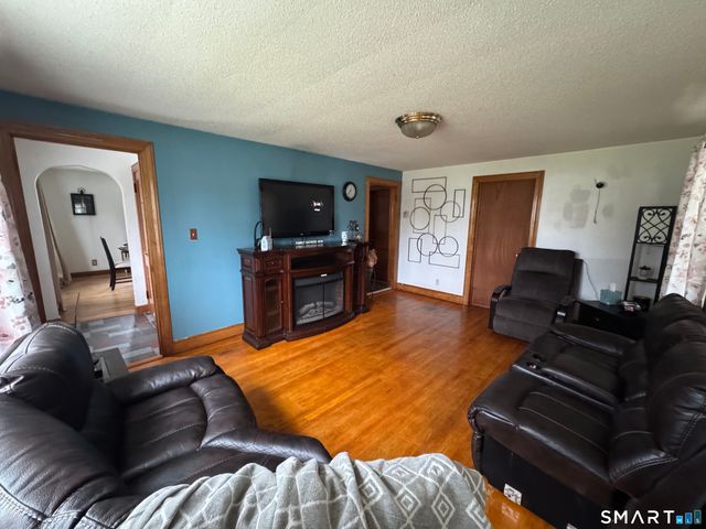 111 Osgood Avenue, New Britain, CT 06053