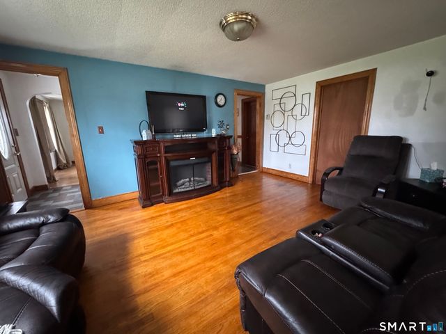 111 Osgood Avenue, New Britain, CT 06053