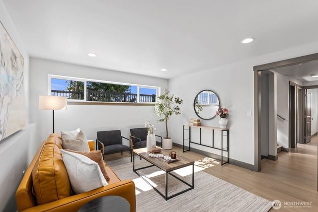 5926 23rd Avenue S, Seattle, WA 98108