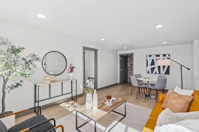 5926 23rd Avenue S, Seattle, WA 98108