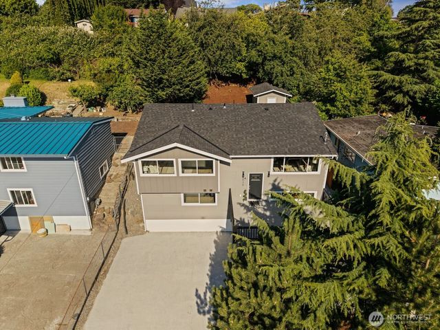 5926 23rd Avenue S, Seattle, WA 98108