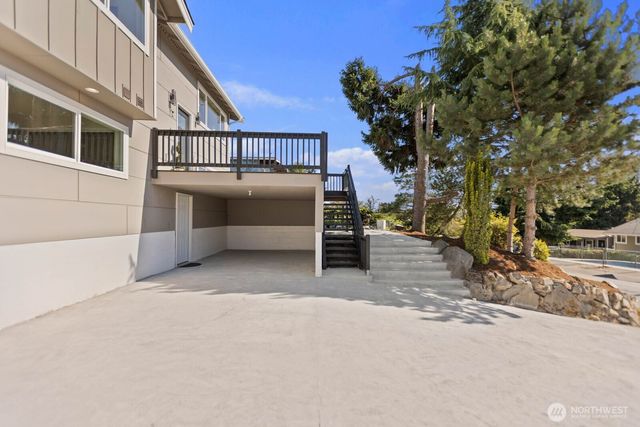5926 23rd Avenue S, Seattle, WA 98108