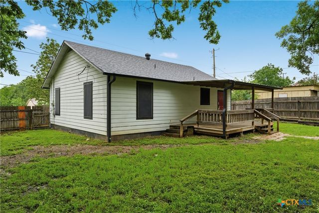 303 N Milam Street, Rogers, TX 76569