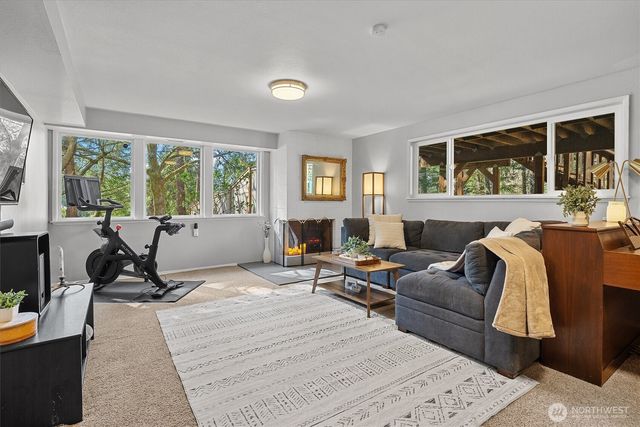17429 17th Avenue W, Lynnwood, WA 98037