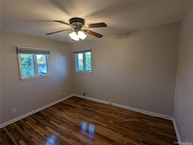 19 Comanche Lane, Commack, NY 11725