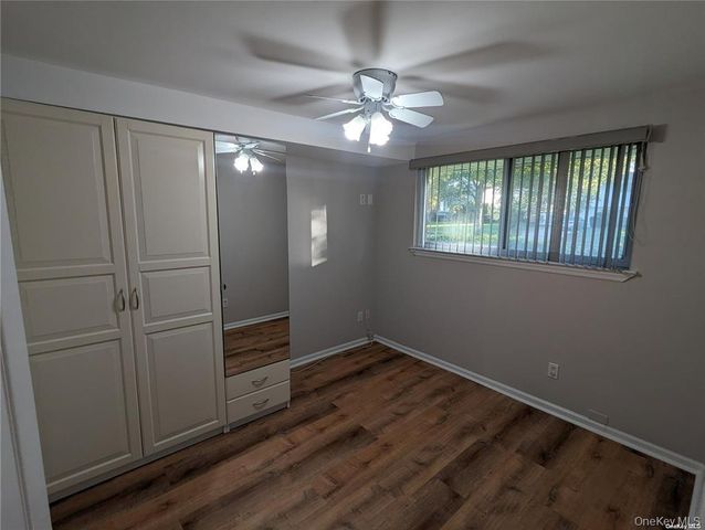 19 Comanche Lane, Commack, NY 11725