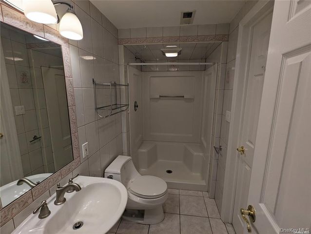 19 Comanche Lane, Commack, NY 11725