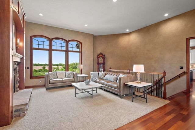 6260 Broadview Drive, Prior Lake, MN 55372