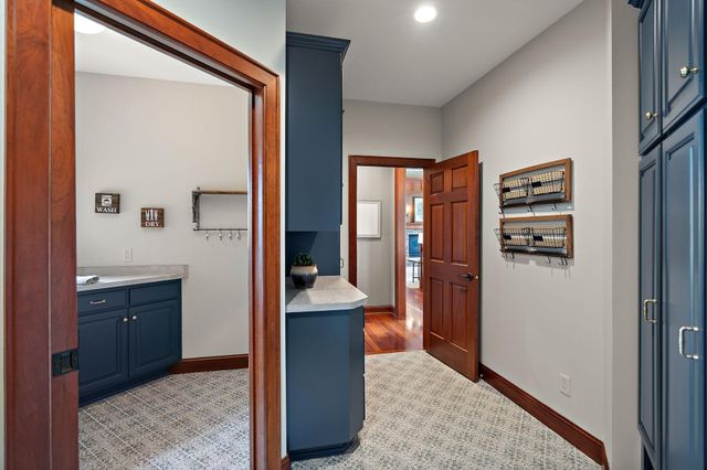6260 Broadview Drive, Prior Lake, MN 55372