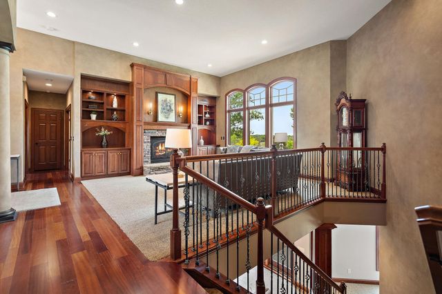 6260 Broadview Drive, Prior Lake, MN 55372