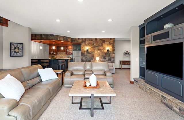 6260 Broadview Drive, Prior Lake, MN 55372