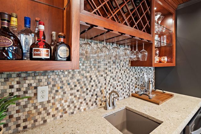 6260 Broadview Drive, Prior Lake, MN 55372
