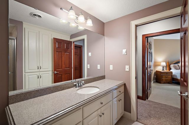 6260 Broadview Drive, Prior Lake, MN 55372