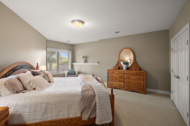 6260 Broadview Drive, Prior Lake, MN 55372