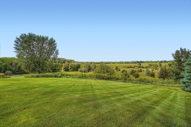6260 Broadview Drive, Prior Lake, MN 55372