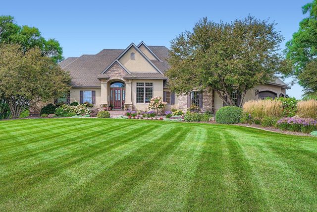 6260 Broadview Drive, Prior Lake, MN 55372