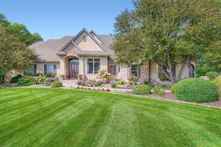 6260 Broadview Drive, Prior Lake, MN 55372